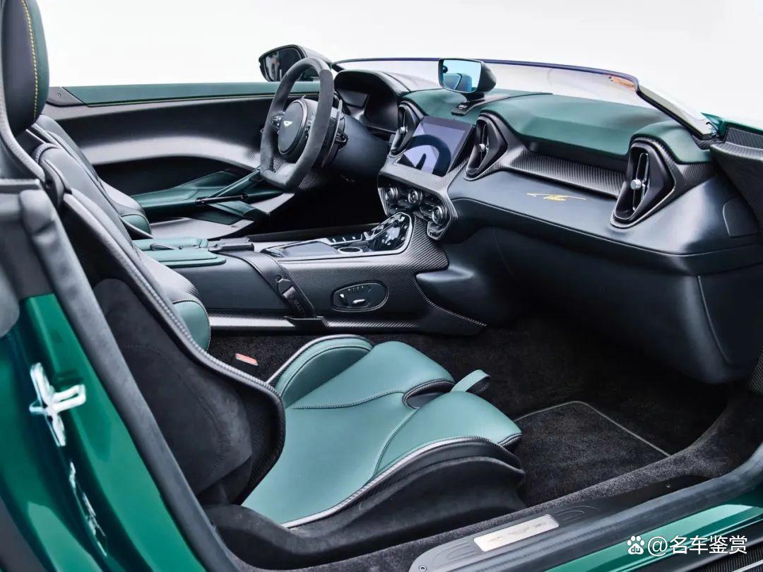 哈斯车队逆转阿斯顿马丁，拉塞尔状态火热