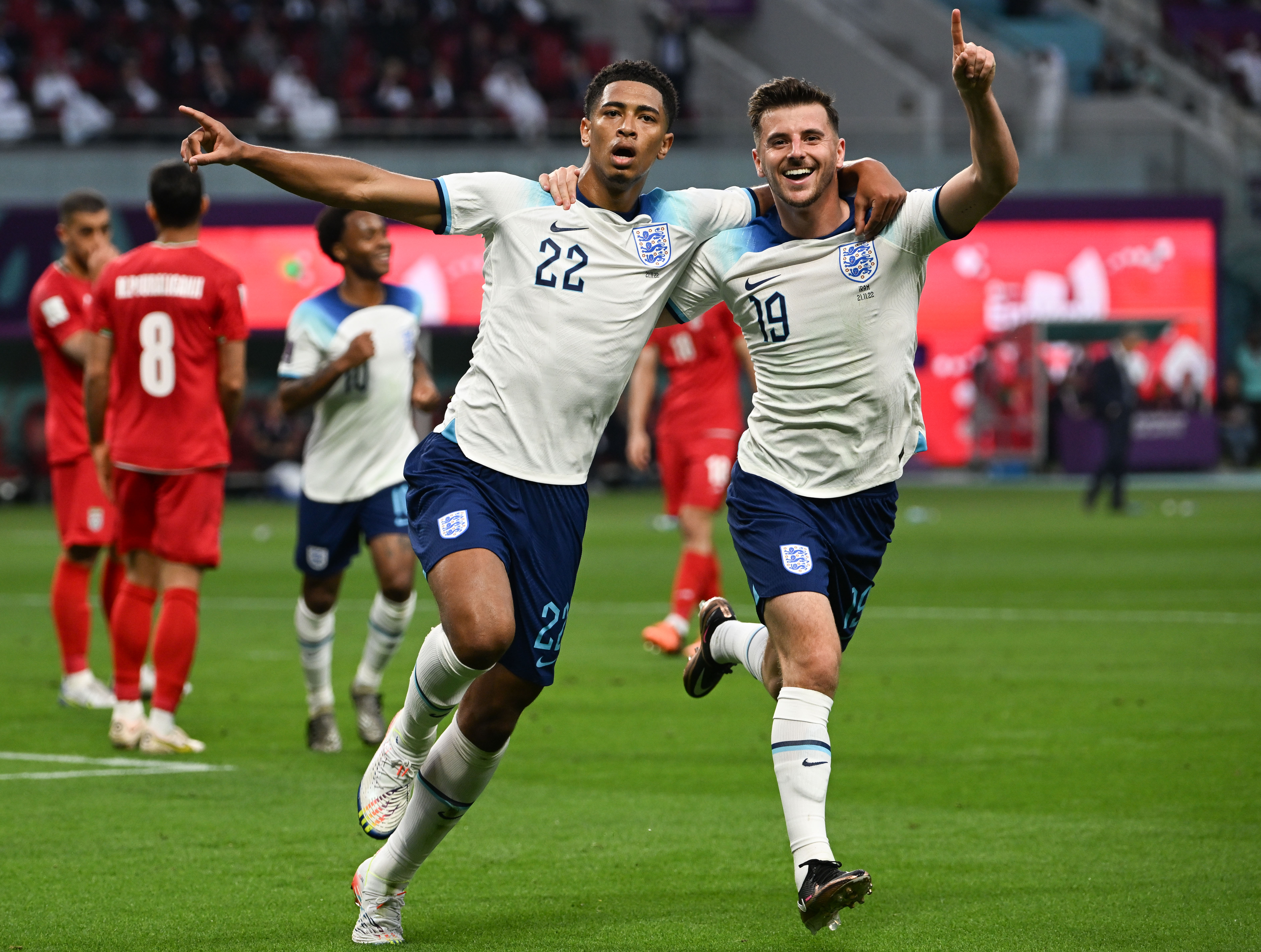 波兰队完胜英格兰队,波尔高光表现 波兰队完胜英格兰队,波尔高光表现